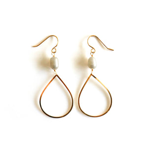 14k gold and pearl drop earrings