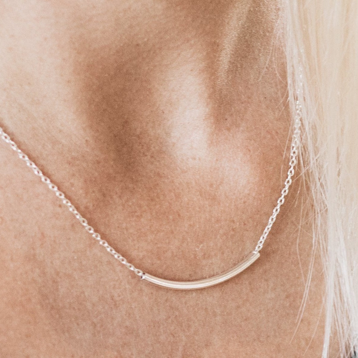 Handcrafted Rhodium Short Curved Necklace